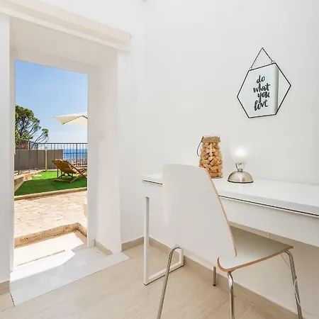 The Happy Apartamento